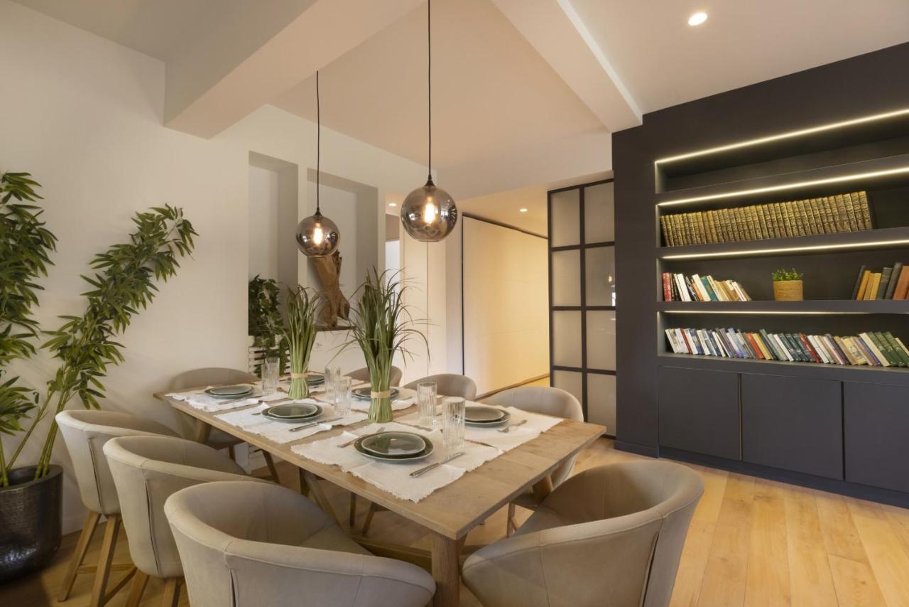 Elegant, Chic, Hip 2 Bedroom W/ Forest View In Athens! Bagian luar foto