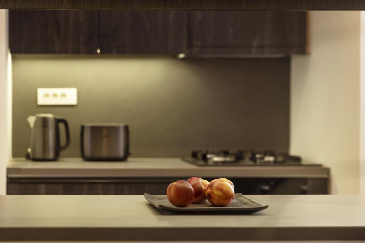 Elegant, Chic, Hip 2 Bedroom W/ Forest View In Athens! Bagian luar foto